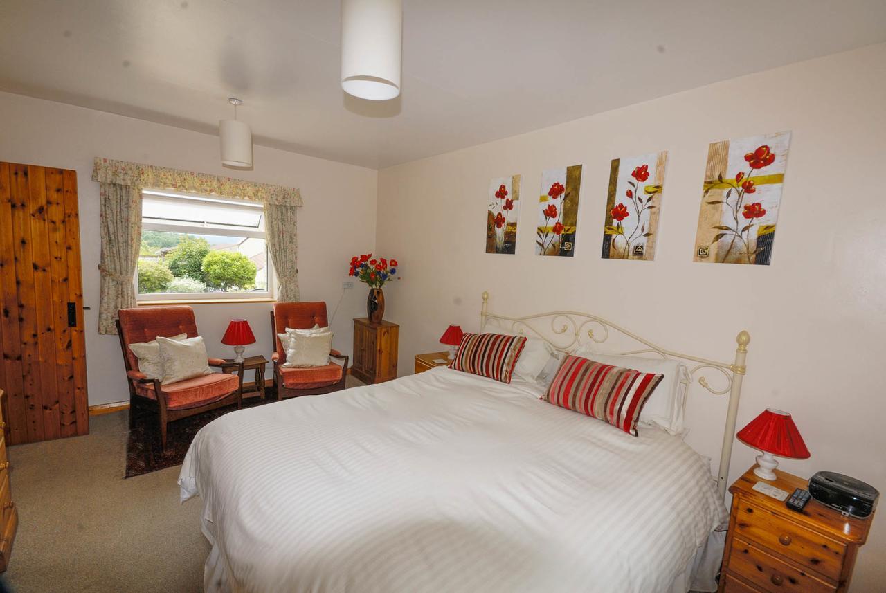 Greyfield Farm Cottages Farmborough Экстерьер фото