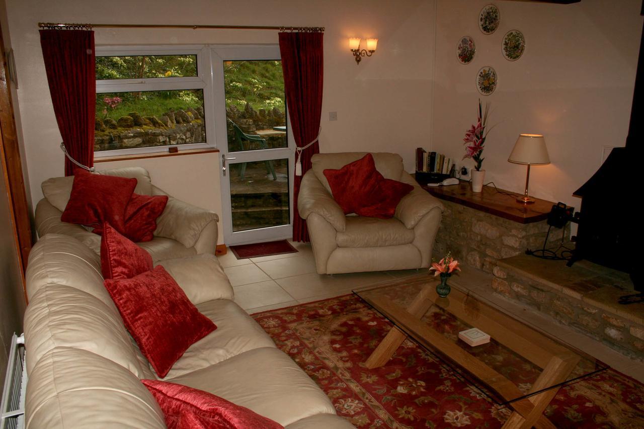 Greyfield Farm Cottages Farmborough Экстерьер фото
