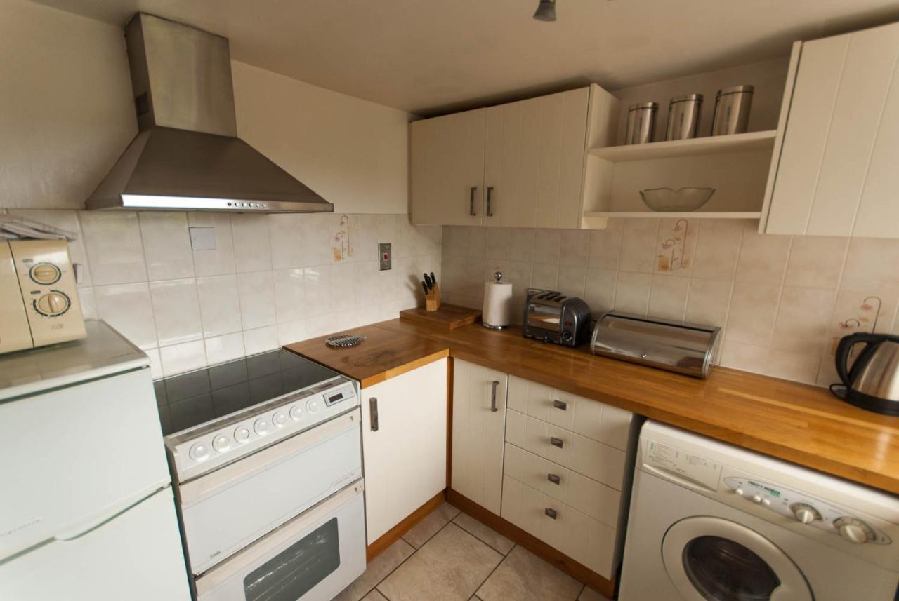Greyfield Farm Cottages Farmborough Экстерьер фото