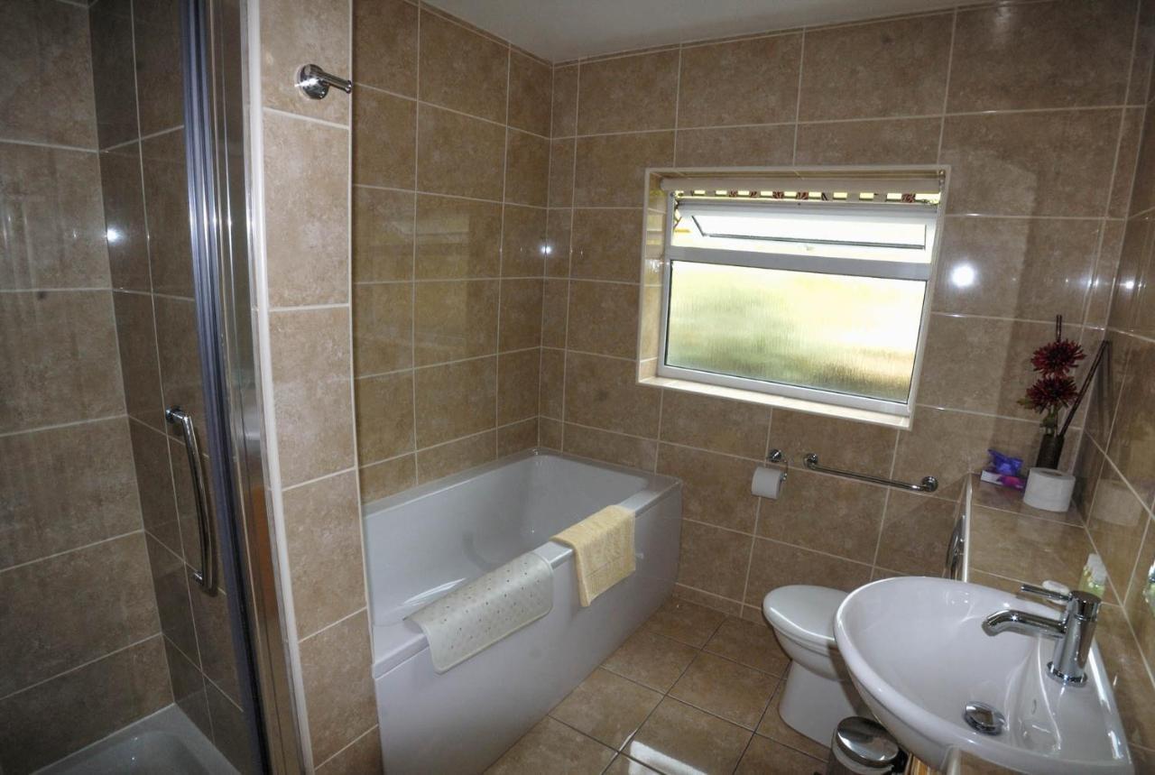 Greyfield Farm Cottages Farmborough Экстерьер фото