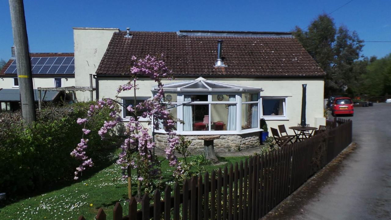 Greyfield Farm Cottages Farmborough Экстерьер фото